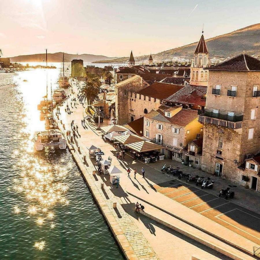 Apartment Little Marijeta Trogir Exterior photo