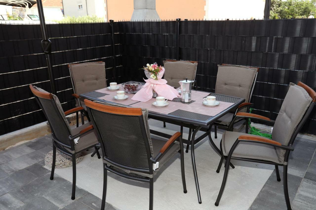 Apartment Little Marijeta Trogir Exterior photo