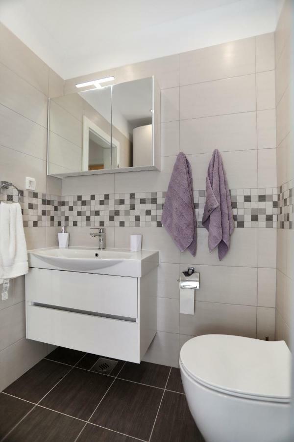 Apartment Little Marijeta Trogir Exterior photo